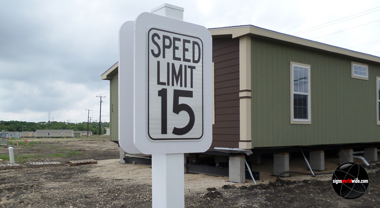 Speed Limit 15 MPH image